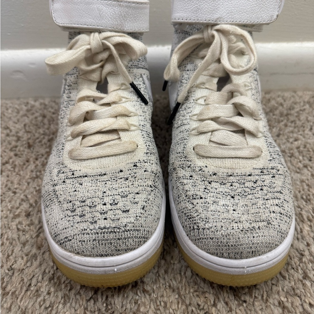 Nike Women's Sneakers - White and Cream